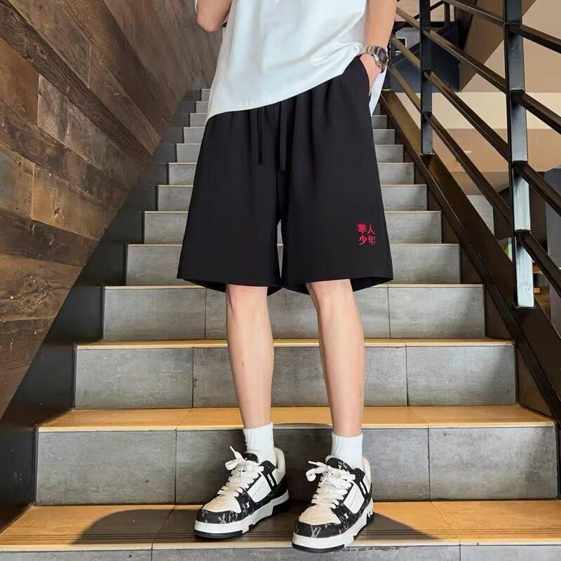New Summer High Street Men s Shorts Loose Five-quarter Pants Casual Sports Straight Mid-pants One size чорний
New Summer High Street Men s Shorts Loose Five-quarter Pants Casual Sports Straight Mid-pants One size чорний