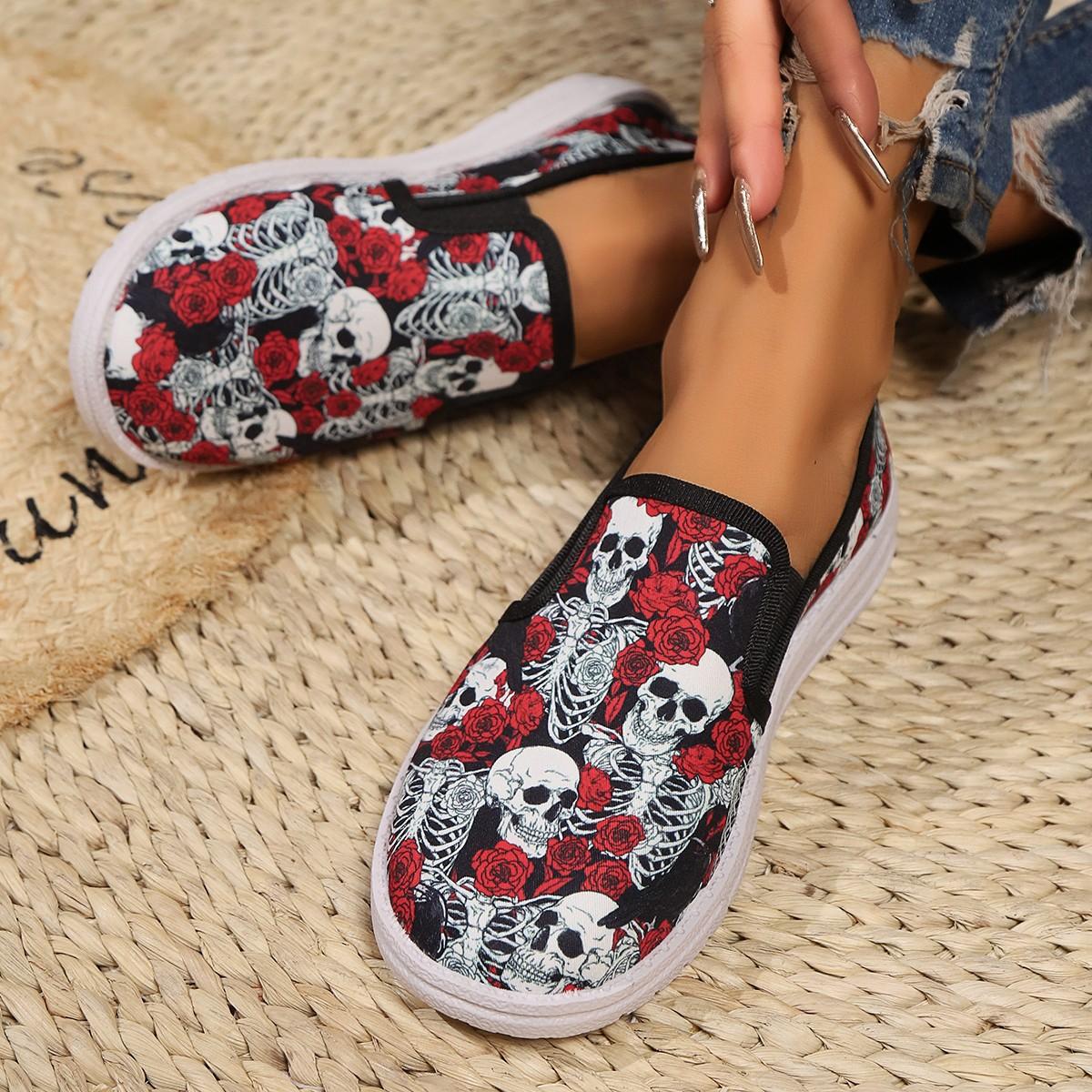 Хеллоуїн Череп Голова низькі одинарні туфлі графіті друкованих туфель 38
Хеллоуїн Череп Голова низькі одинарні туфлі графіті друкованих туфель 38