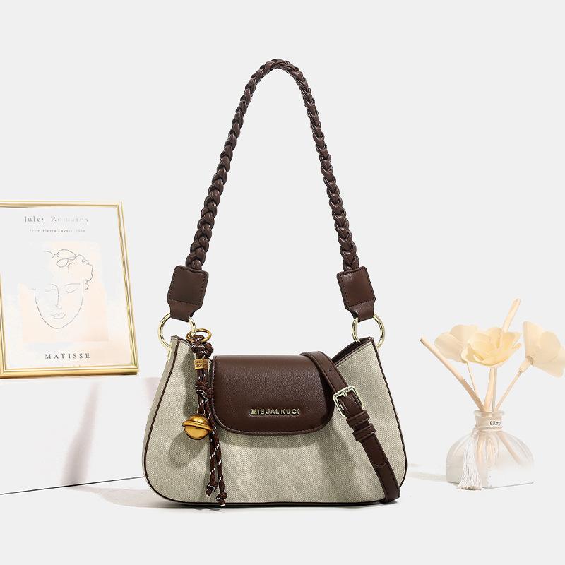 New Niche Design, Cute and Trendy Flu Women s Bag, Autumn and Winter Retro Armpit Bag, Frosted Single Shoulder Crossbody Bag зелений
New Niche Design, Cute and Trendy Flu Women s Bag, Autumn and Winter Retro Armpit Bag, Frosted Single Shoulder Crossbody Bag зелений