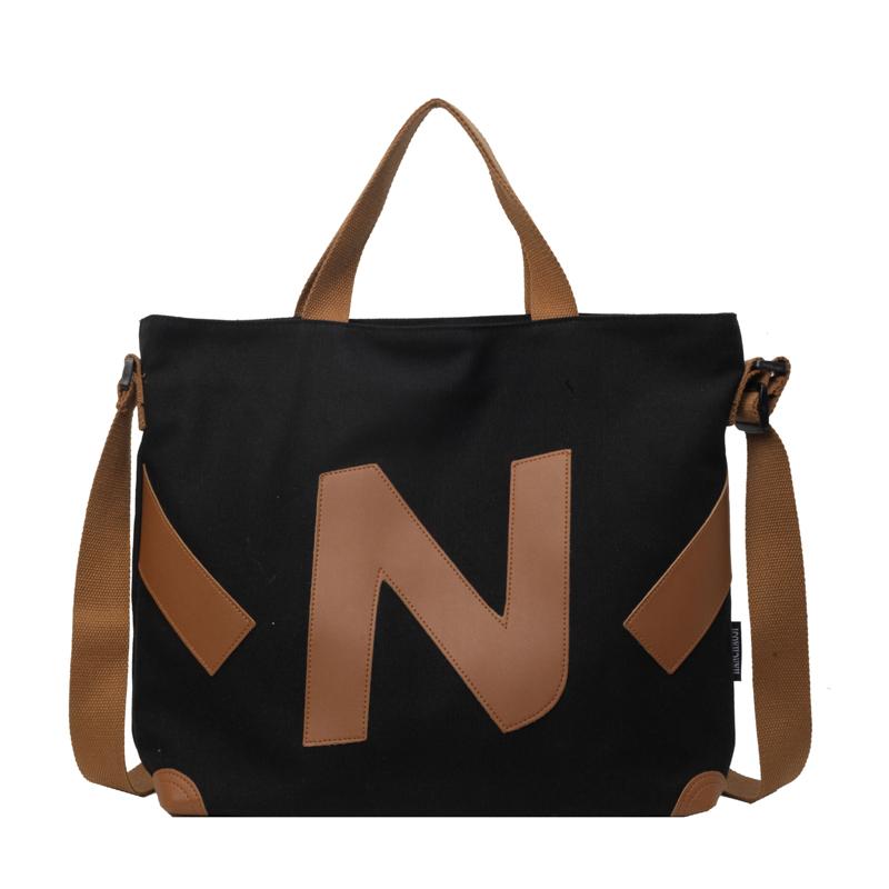 Женская большая вместительная сумка через плечо с буквенным принтом, студенческая сумка через плечо, большая сумка чёрный
Женская большая вместительная сумка через плечо с буквенным принтом, студенческая сумка через плечо, большая сумка чёрный