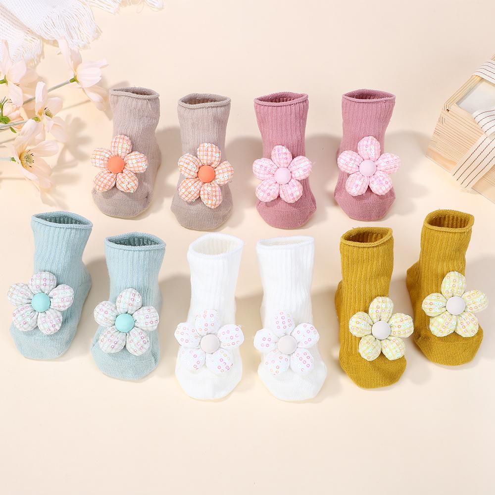 Random 6 pair of baby cute flower nlyon socks delicate little girls letter non slip socks gift set
Random 6 pair of baby cute flower nlyon socks delicate little girls letter non slip socks gift set