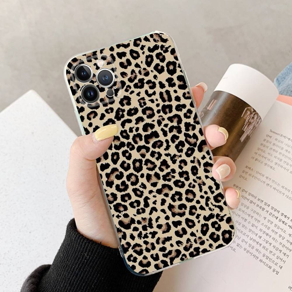 Leopard Cheetah Print Transparent Soft Phone Case For IPhone 15 12 14 16 17 13 Plus 11 Pro Max 13 Pro iPhone 12pro max
Leopard Cheetah Print Transparent Soft Phone Case For IPhone 15 12 14 16 17 13 Plus 11 Pro Max 13 Pro iPhone 12pro max