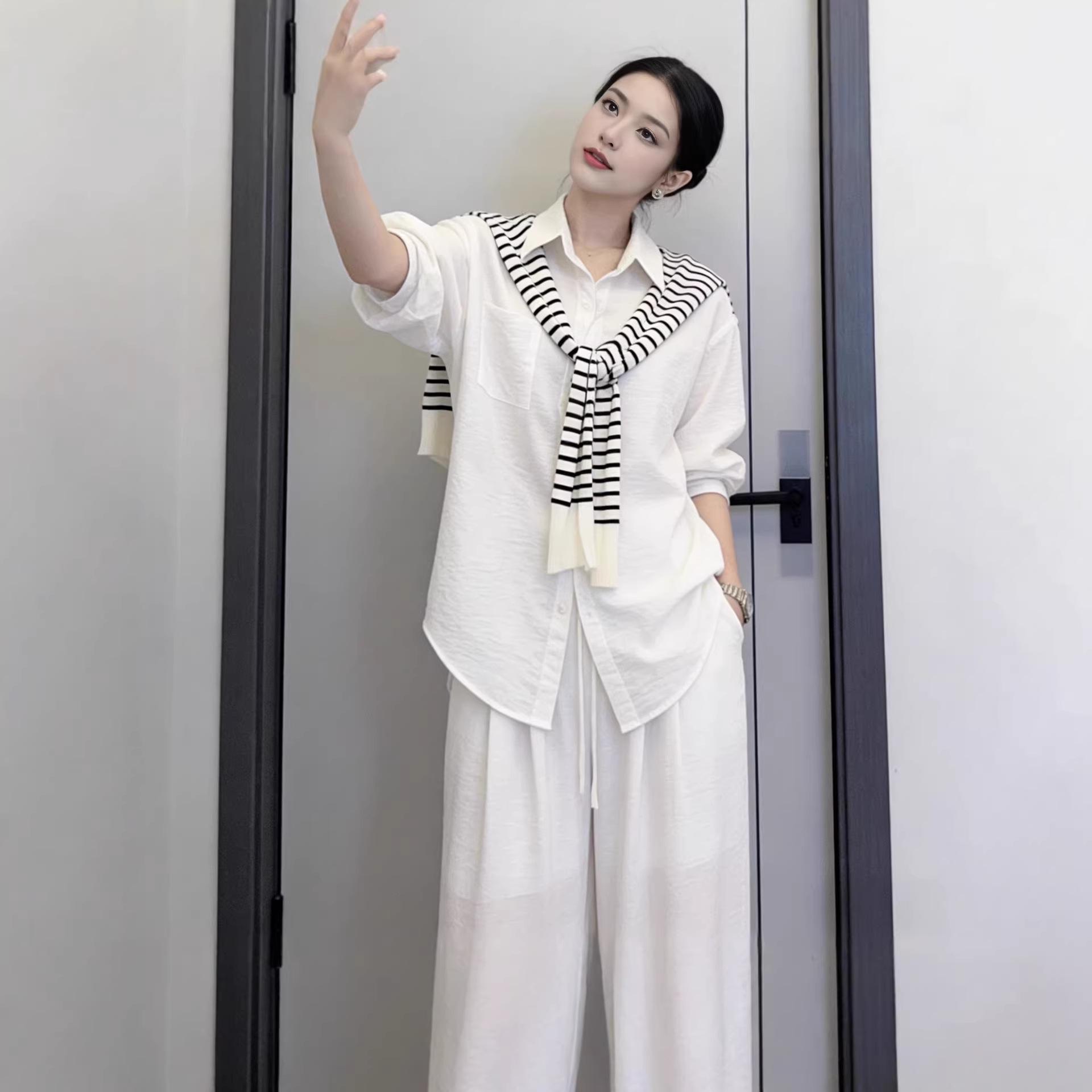2026 Summer Spicy Girl Striped Shawl Shirt & Wide-Leg Pants Set for Women Medium
2026 Summer Spicy Girl Striped Shawl Shirt & Wide-Leg Pants Set for Women Medium