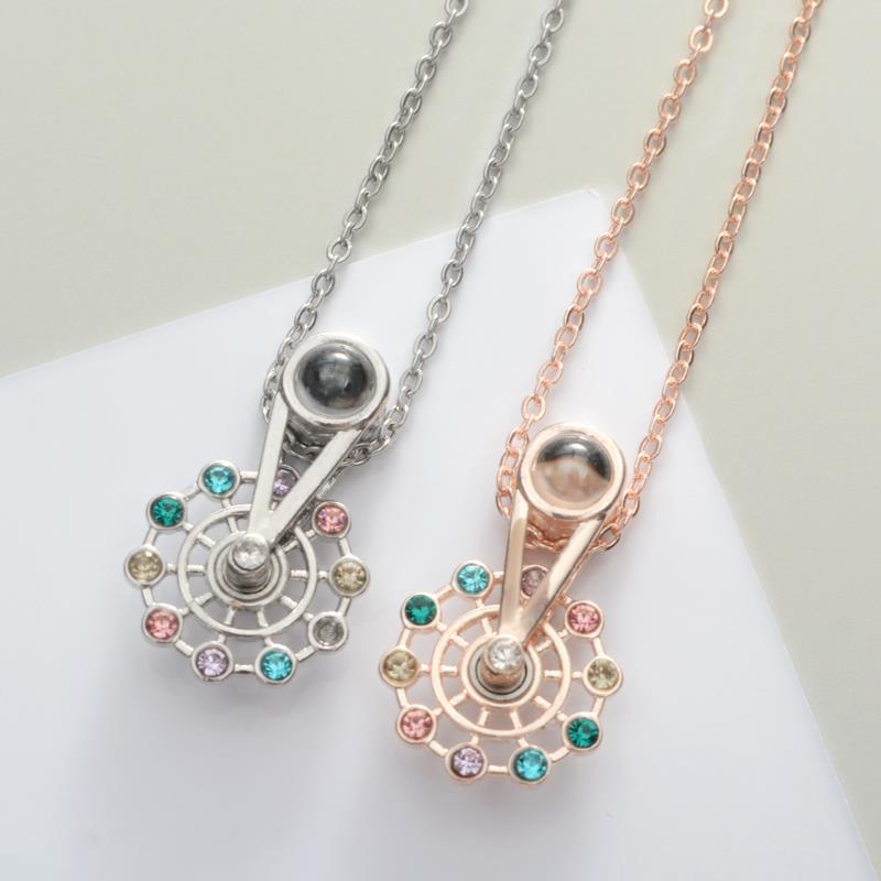 Women Fashion Ferris Wheel Design 100 Languages Projection Necklace Pendant Rose gold #1
Women Fashion Ferris Wheel Design 100 Languages Projection Necklace Pendant Rose gold #1