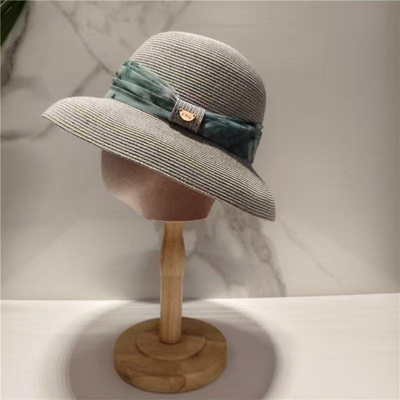 Sun hat, large brim, elegant Hepburn style, small sunshade, travel, versatile top hat, sunscreen hat, woman светло-серый
Sun hat, large brim, elegant Hepburn style, small sunshade, travel, versatile top hat, sunscreen hat, woman светло-серый