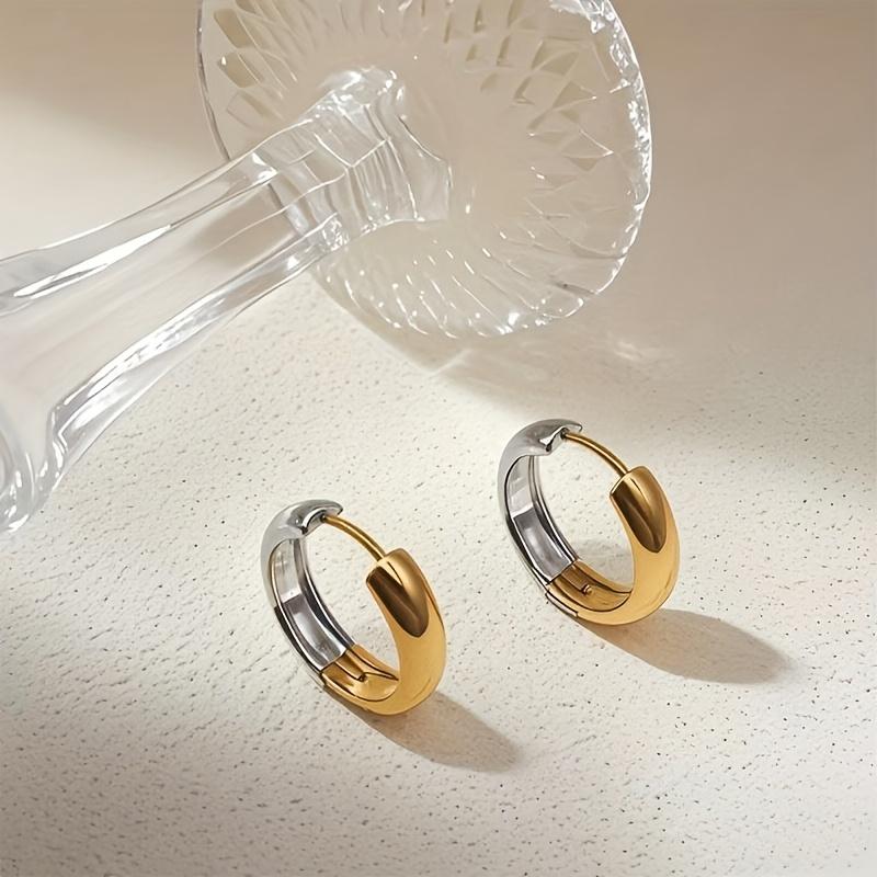 1 Pair of Classic Gold and Copper Color Blocked Geometric Earrings, Women s Simple and Fashionable Daily Party Zircon Gifts
1 Pair of Classic Gold and Copper Color Blocked Geometric Earrings, Women s Simple and Fashionable Daily Party Zircon Gifts