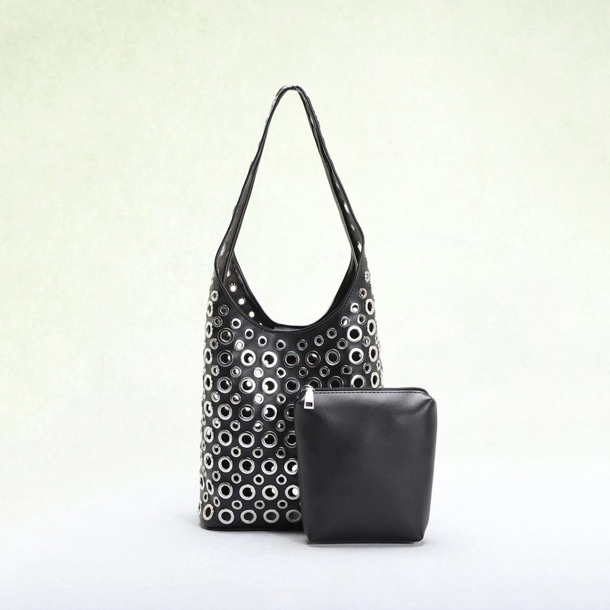 Punk Rivet Bucket Bags for Women Europe and America Hollow Women Shoulder Bag Vintage Metal Ring Designer Handbags Black Purse чёрный
Punk Rivet Bucket Bags for Women Europe and America Hollow Women Shoulder Bag Vintage Metal Ring Designer Handbags Black Purse чёрный