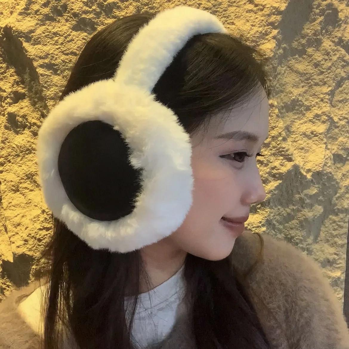 Женские замшевые плюшевые наушники шерстяные твердые плюшевые теплые для катания на лыжах велоспорта ветрозащитные холодостойкие зимние пушистые наушники-вкладыши
Женские замшевые плюшевые наушники шерстяные твердые плюшевые теплые для катания на лыжах велоспорта ветрозащитные холодостойкие зимние пушистые наушники-вкладыши