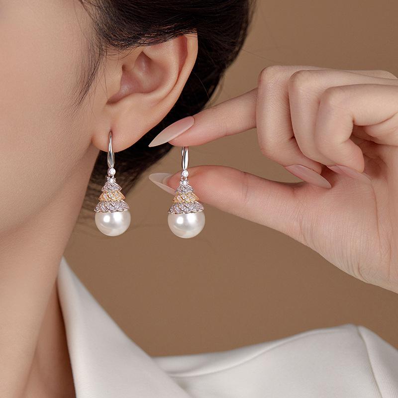 Champagne Gold Korean-Style Pearl Drop Earrings - Elegant Socialite Design шампанского
Champagne Gold Korean-Style Pearl Drop Earrings - Elegant Socialite Design шампанского