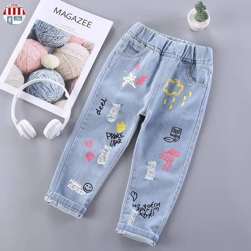 Embroidered Cartoon Jeans - Stylish Pants 90 синій
Embroidered Cartoon Jeans - Stylish Pants 90 синій