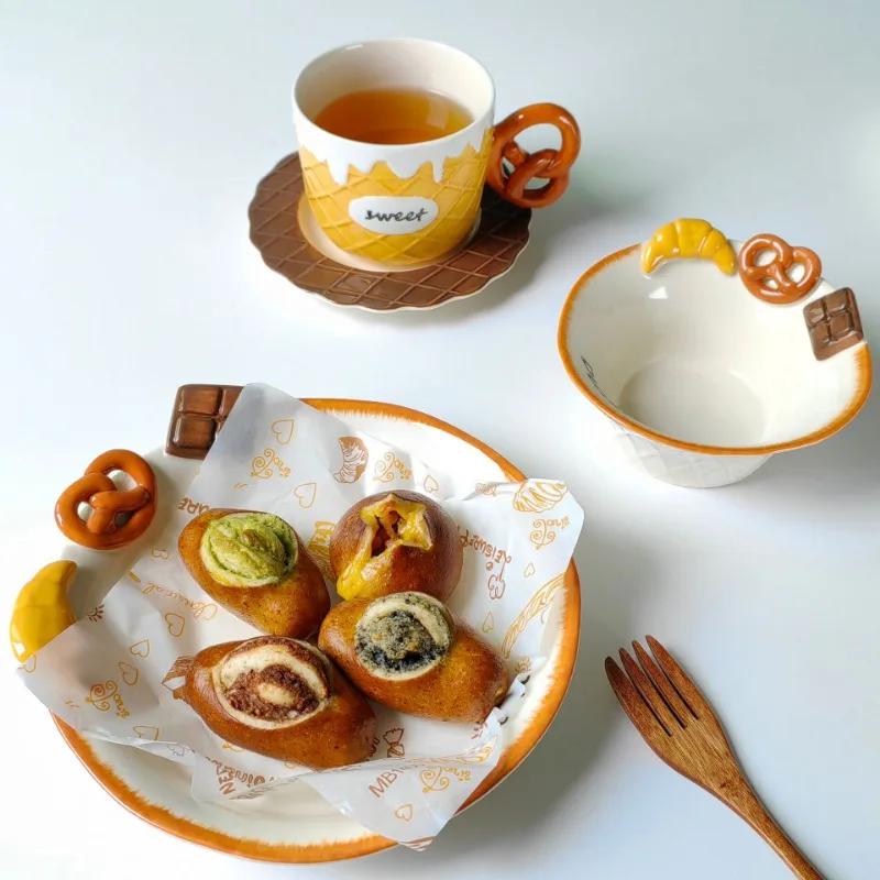 Creative Underglaze Colored Ceramic Plate Embossed Bread Biscuit Plate Bowl Home Cute Dessert Plate Coffee Cups Saucer Cutlery
Creative Underglaze Colored Ceramic Plate Embossed Bread Biscuit Plate Bowl Home Cute Dessert Plate Coffee Cups Saucer Cutlery