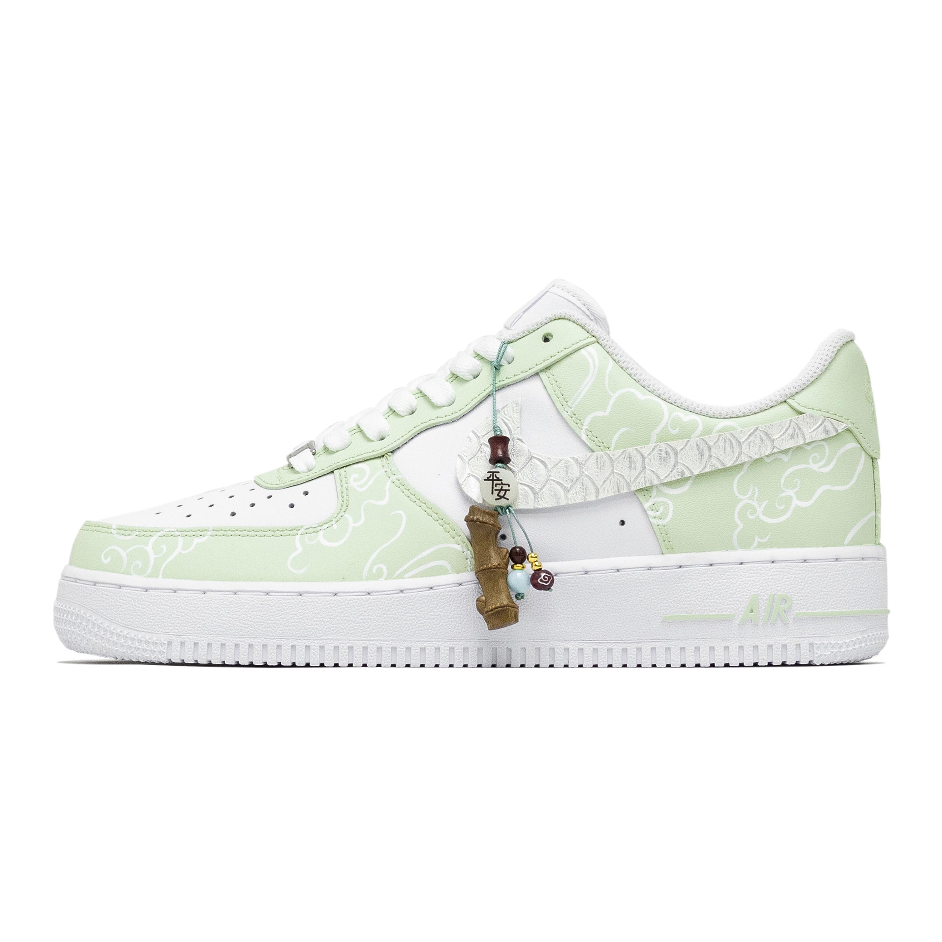 Nike Air Force 1 Air Force 1, Oasis Of Auspicious Clouds Slip Resistant Abrasion Resistant CW2288-111(Team1171- ) 44
Nike Air Force 1 Air Force 1, Oasis Of Auspicious Clouds Slip Resistant Abrasion Resistant CW2288-111(Team1171- ) 44
