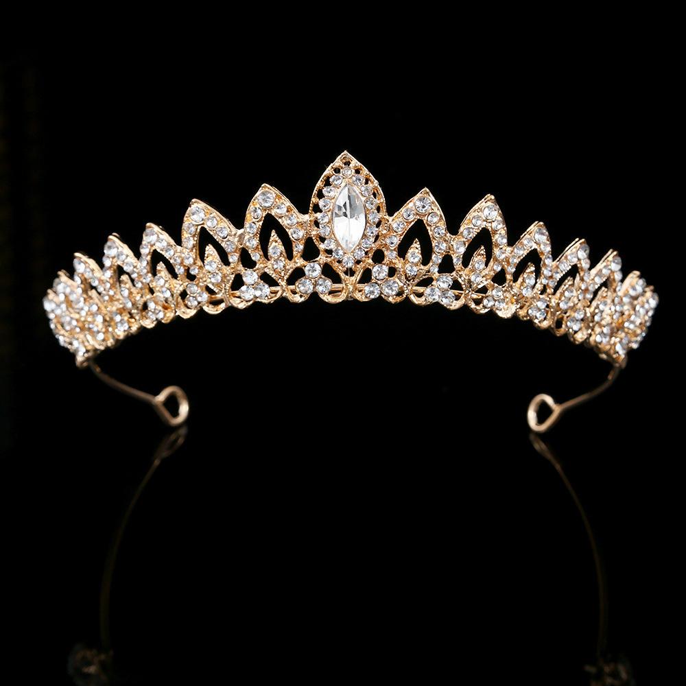 Rhinestone Encrusted Bridal Hair Crown Bridesmaid Crown Hair Accessories Birthday Party Wedding Accessories Sparkling Diamonds
Rhinestone Encrusted Bridal Hair Crown Bridesmaid Crown Hair Accessories Birthday Party Wedding Accessories Sparkling Diamonds