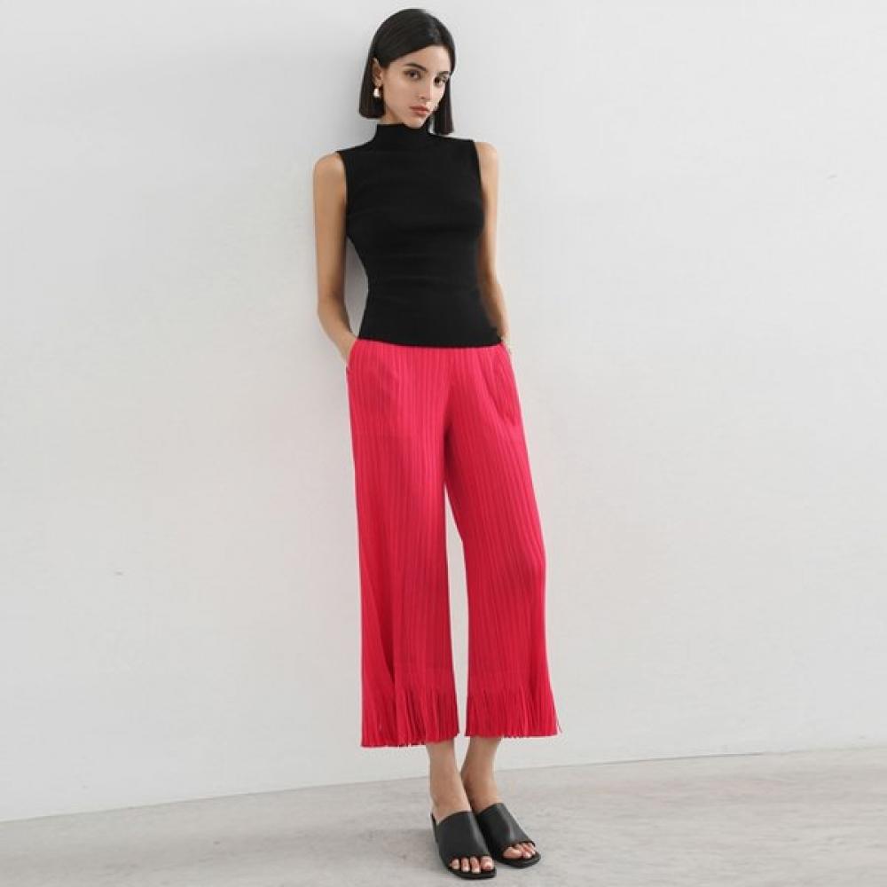 Plitzmood Frill Hem Pleats Pants FREE/RED
Plitzmood Frill Hem Pleats Pants FREE/RED
