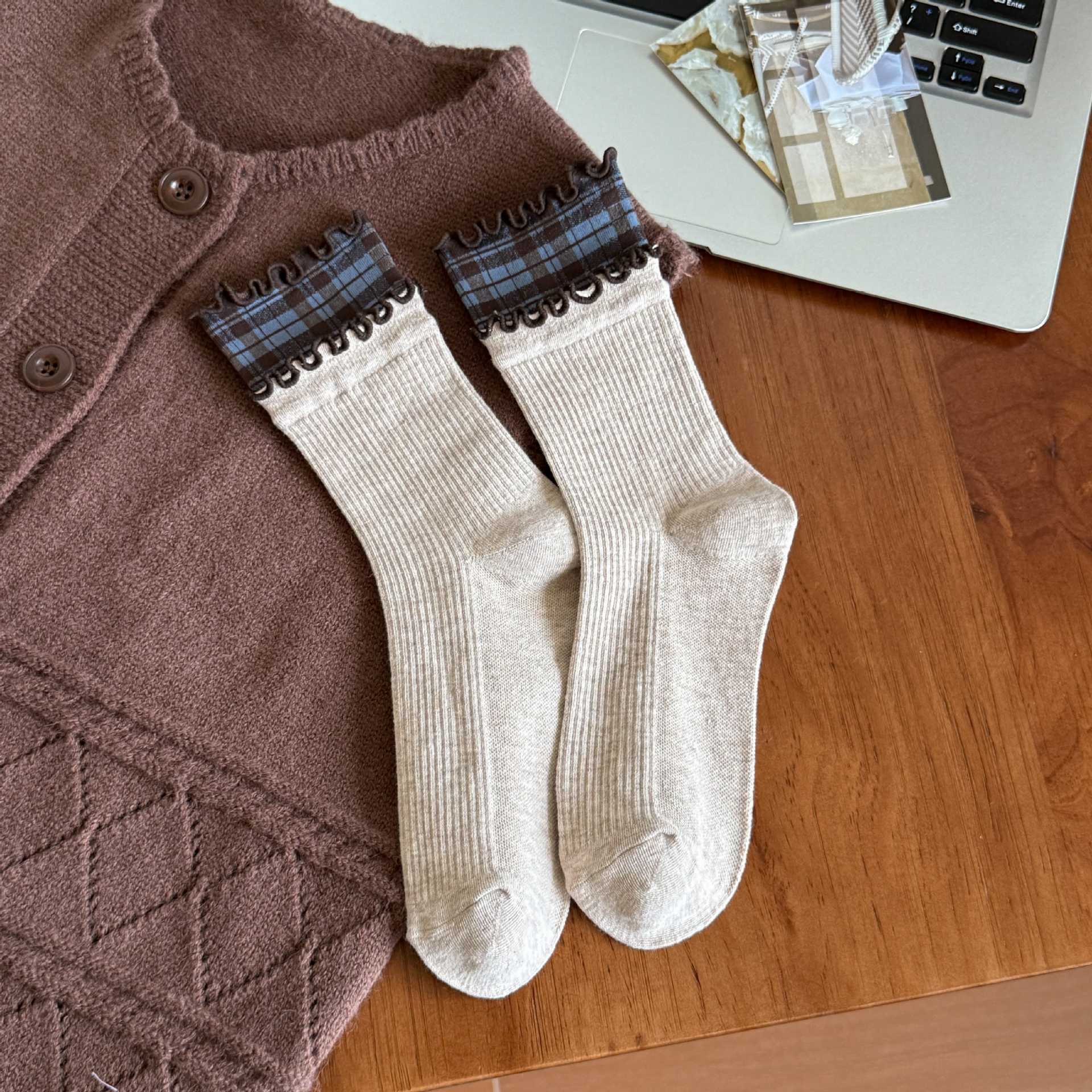 Vintage Coffee Striped Socks Children S Internet Celebrity Explosion Stacking Socks Brown Outer Versatile Socks one size fits all
Vintage Coffee Striped Socks Children S Internet Celebrity Explosion Stacking Socks Brown Outer Versatile Socks one size fits all