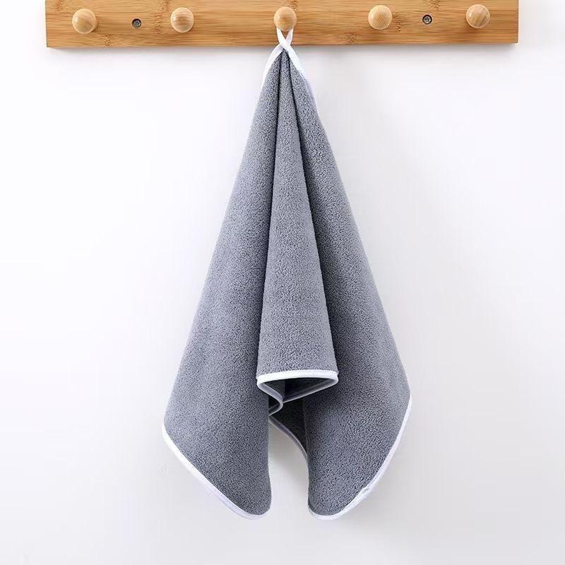 large beach towel Men s bath towel coral fleece wearable bath skirt bathing and swimming quick-drying adult soft non-linting Gray towel 1pcs
large beach towel Men s bath towel coral fleece wearable bath skirt bathing and swimming quick-drying adult soft non-linting Gray towel 1pcs