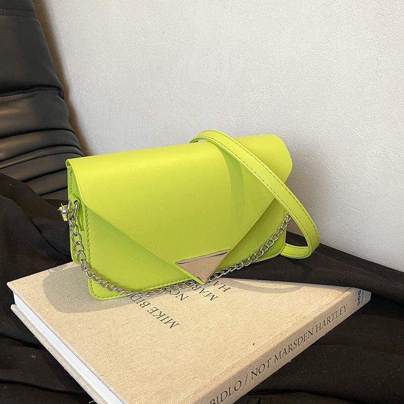 Small fresh simple popular small square bag women s 2024 summer new niche design messenger women s bag trendy shoulder bag зелений
Small fresh simple popular small square bag women s 2024 summer new niche design messenger women s bag trendy shoulder bag зелений