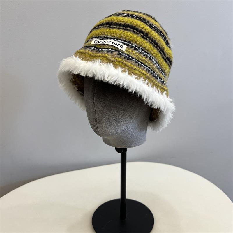 Вязаная панама в стиле колледж с цветными полосками, контрастных цветов, женская, теплая, с защитой ушей, с плюшевым краем, шляпа-панама M(56-58cm)
Вязаная панама в стиле колледж с цветными полосками, контрастных цветов, женская, теплая, с защитой ушей, с плюшевым краем, шляпа-панама M(56-58cm)