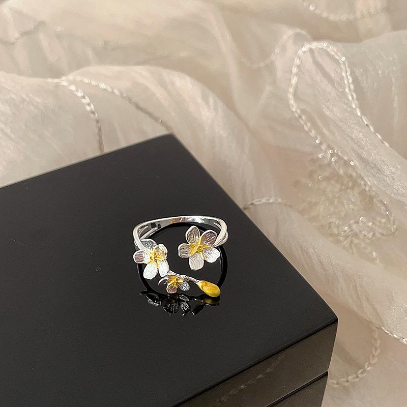 Набор открытых колец с металлическими цветами золотого и серебряного цвета: Ретро, Уникальный, Универсальный Дизайн для Женщин
Набор открытых колец с металлическими цветами золотого и серебряного цвета: Ретро, Уникальный, Универсальный Дизайн для Женщин