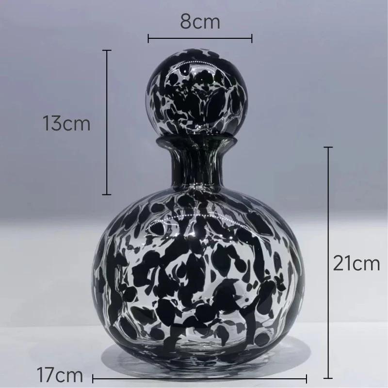 Leopard Texture Glass Vase Transparent Flowers Pots Desk Decoration Flower Arrangement Modern Floral Vases Room Aesthetic Decor
Leopard Texture Glass Vase Transparent Flowers Pots Desk Decoration Flower Arrangement Modern Floral Vases Room Aesthetic Decor