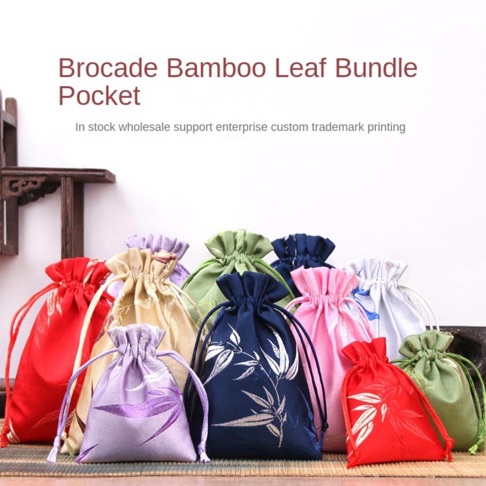 5Pcs Chinese Style Sachet Bag Satin Embroidered Gift Pouches Multifunctional Jewllery Bags золотий
5Pcs Chinese Style Sachet Bag Satin Embroidered Gift Pouches Multifunctional Jewllery Bags золотий
