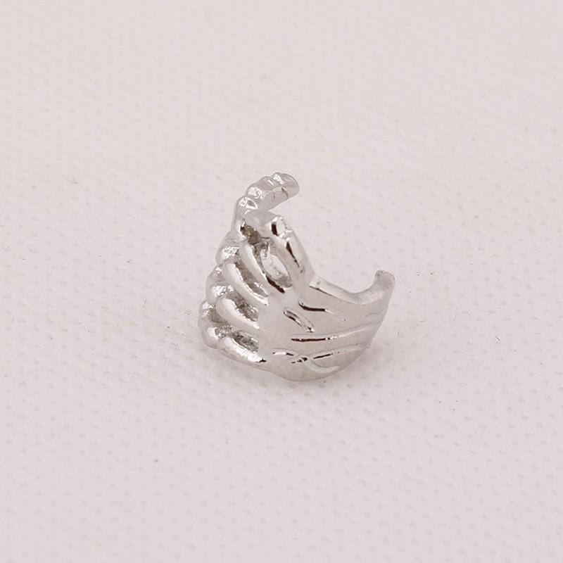 2025 New Fashion Halloween Skull Hand Ear Clip Without Ear Hole Strange Hand Ear Clip Manufacturers Supply Punk Jewelry Ear Clip срібний
2025 New Fashion Halloween Skull Hand Ear Clip Without Ear Hole Strange Hand Ear Clip Manufacturers Supply Punk Jewelry Ear Clip срібний