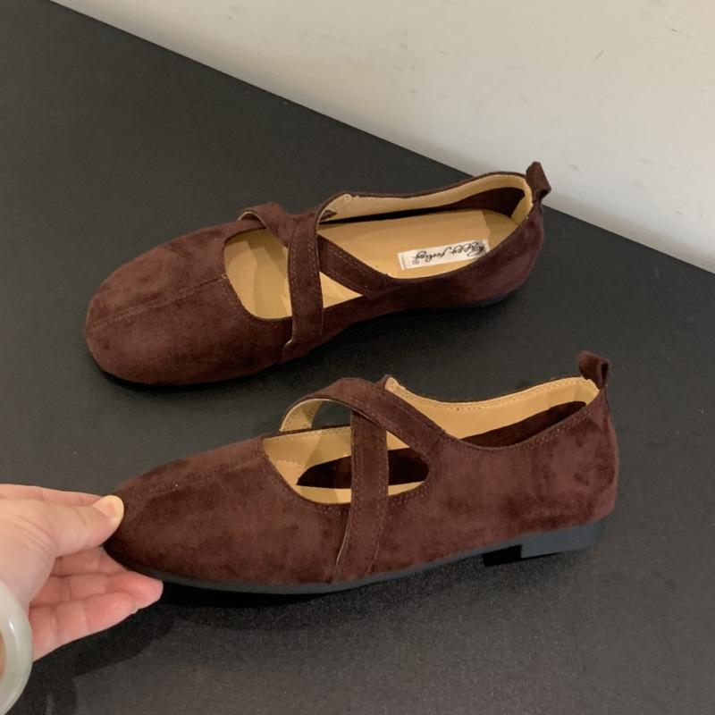 Retro flat-bottomed cross-strapped shallow-mouth ballet single shoes for women s autumn 2025 new casual versatile Mary Jane shoes 40
Retro flat-bottomed cross-strapped shallow-mouth ballet single shoes for women s autumn 2025 new casual versatile Mary Jane shoes 40
