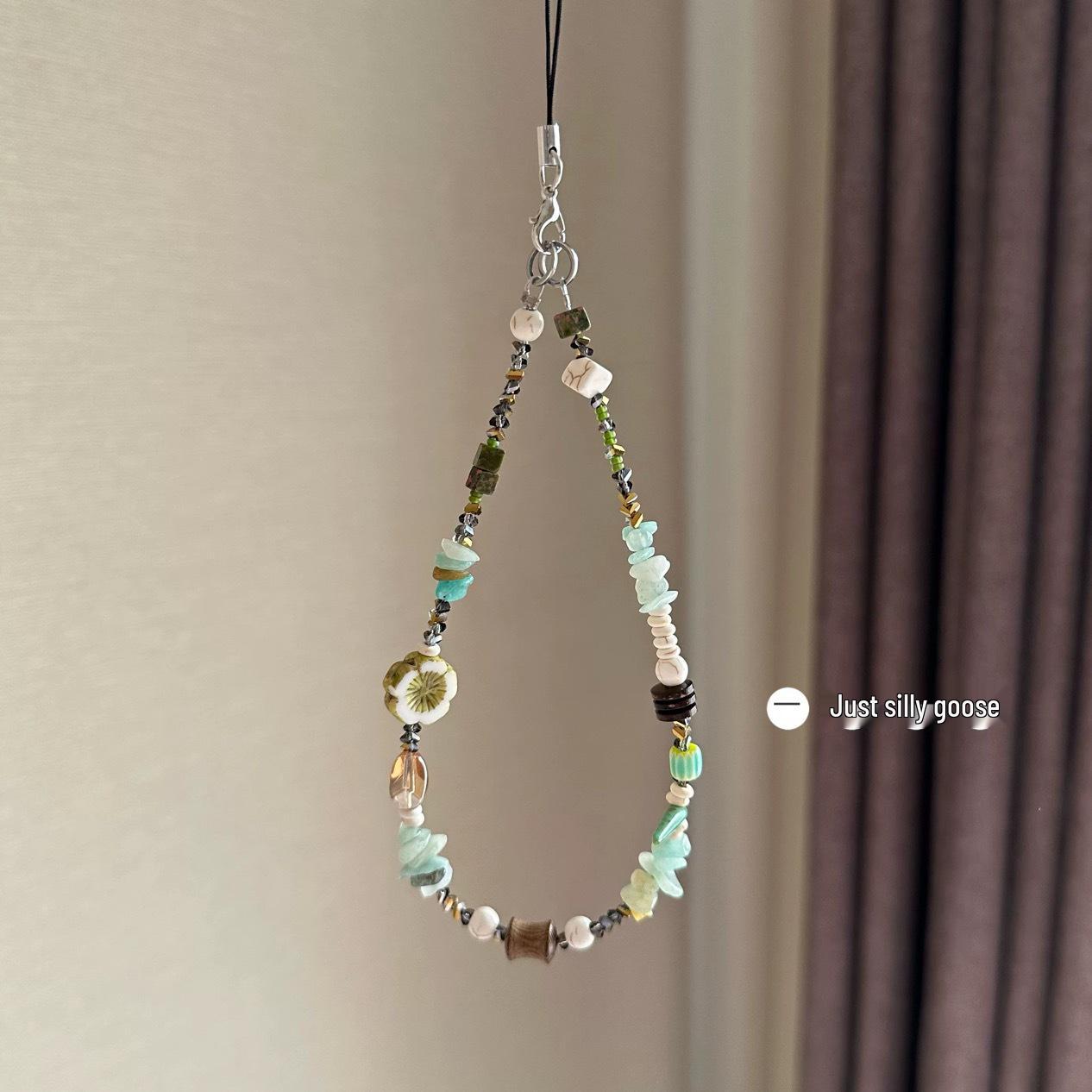 Spring Sun Beaded Phone Chain for Women, Chinese Style with CCD Camera Pendant and Czech Beads, Niche Advanced Ins Style
Spring Sun Beaded Phone Chain for Women, Chinese Style with CCD Camera Pendant and Czech Beads, Niche Advanced Ins Style
