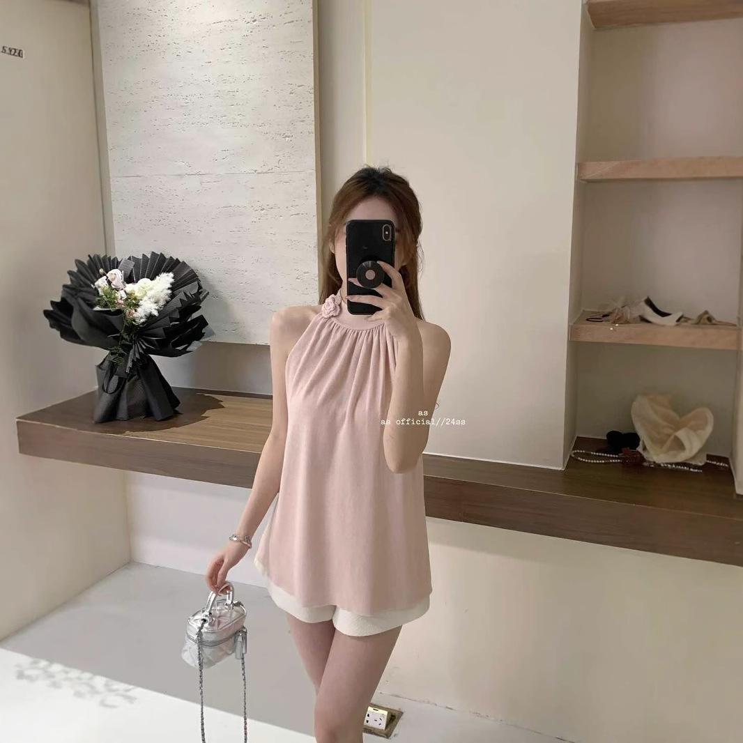Dopamine Sweet Style Women s Halter Top: Chic, Sleeveless Summer Wear with Beautiful 3D Flower Design One Size (up to 125 lbs) розовый
Dopamine Sweet Style Women s Halter Top: Chic, Sleeveless Summer Wear with Beautiful 3D Flower Design One Size (up to 125 lbs) розовый