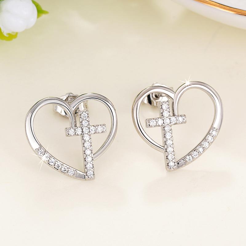 Huitan Fashion Heart Shaped Stud Earrings Female Trendy Cross with Shiny Cubic Zirconia Stylish Silver Color Accessories
Huitan Fashion Heart Shaped Stud Earrings Female Trendy Cross with Shiny Cubic Zirconia Stylish Silver Color Accessories