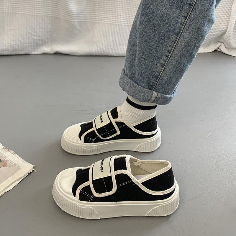 Полутапочки Весна и Осень Толстая подошва Липучка Белые кроссовки и Дама, надевшая повседневные кроссовки на одну ногу 40 чёрный
Полутапочки Весна и Осень Толстая подошва Липучка Белые кроссовки и Дама, надевшая повседневные кроссовки на одну ногу 40 чёрный