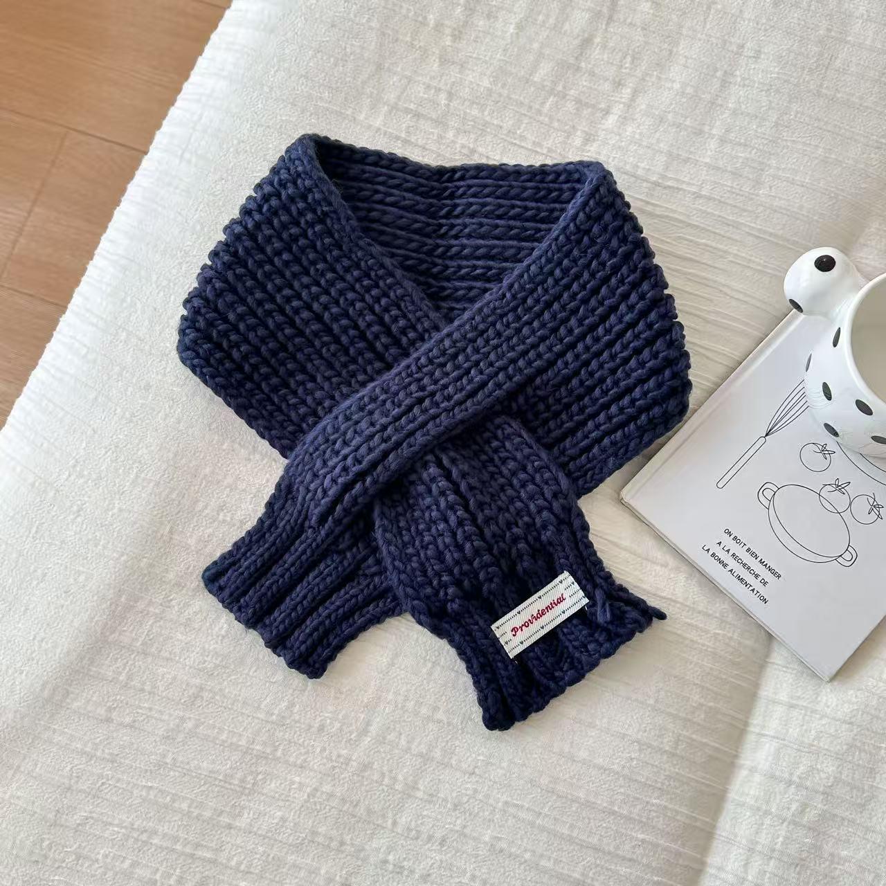 Унисекс Шарф крупной вязки однотонный - Мягкий, теплый и универсальный для осени и зимы 145 cm темно-синий
Унисекс Шарф крупной вязки однотонный - Мягкий, теплый и универсальный для осени и зимы 145 cm темно-синий