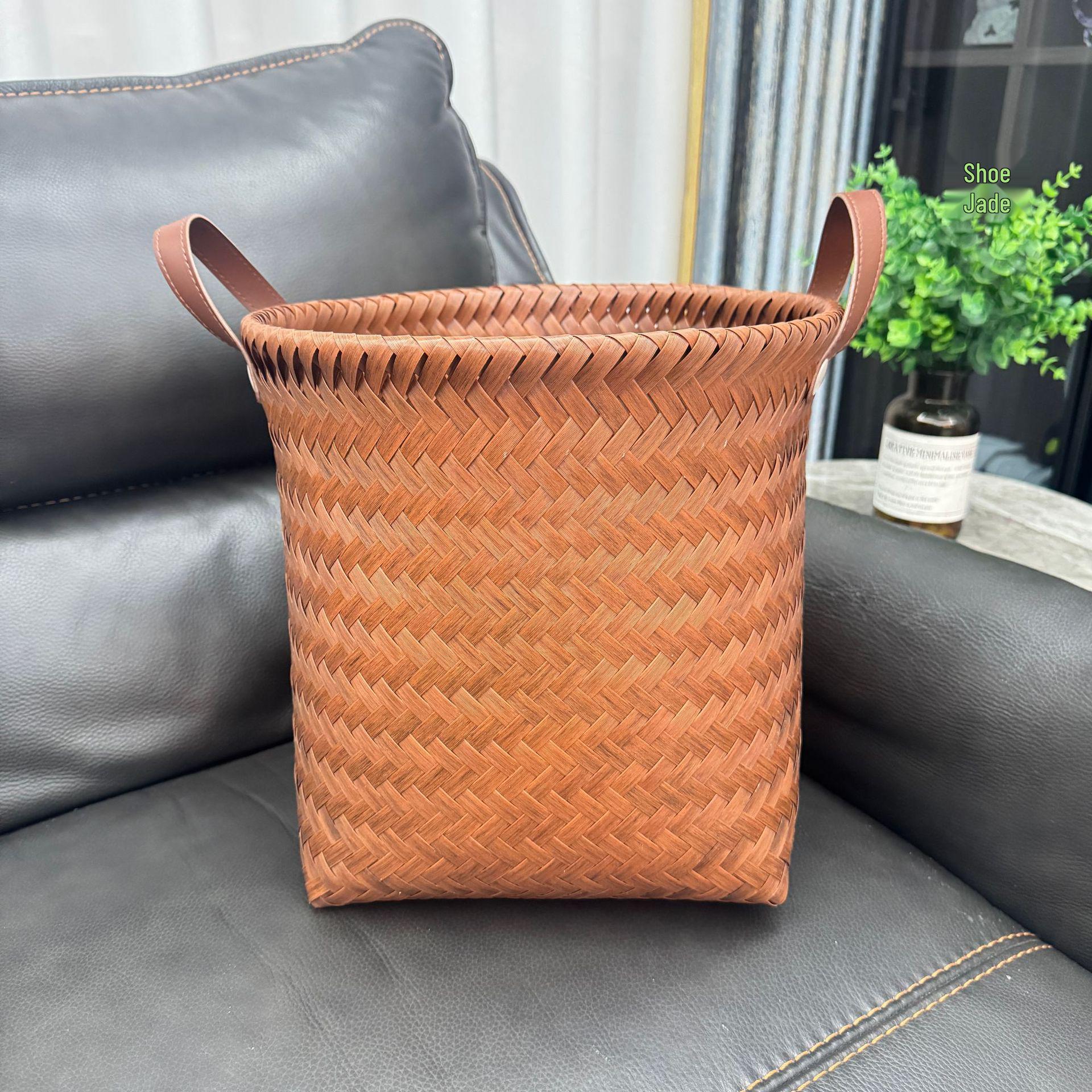 Laundry Basket: Sausage Dog Design, Imitation Rattan Weave with PU Handles, Internet Celebrity Style, Cute Pet Dirty Clothes Hamper.
Laundry Basket: Sausage Dog Design, Imitation Rattan Weave with PU Handles, Internet Celebrity Style, Cute Pet Dirty Clothes Hamper.
