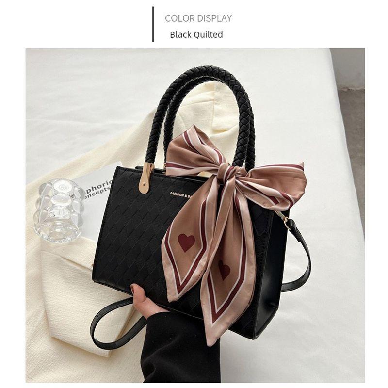 Red Bag Women s Wedding Crossbody Wedding Bag Light Luxury Minority Bridal Bag 2025 New Arrival Large Capacity Wedding Handbag Black Quilted
Red Bag Women s Wedding Crossbody Wedding Bag Light Luxury Minority Bridal Bag 2025 New Arrival Large Capacity Wedding Handbag Black Quilted