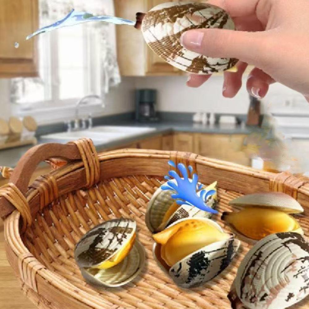 Handheld Simulated Clam Water Toy Splashing Spray Water-Sprinkling Toy Summer random 1pc
Handheld Simulated Clam Water Toy Splashing Spray Water-Sprinkling Toy Summer random 1pc