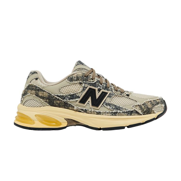 New Balance 2010 Joe Freshgoods Bag Lady 42
New Balance 2010 Joe Freshgoods Bag Lady 42