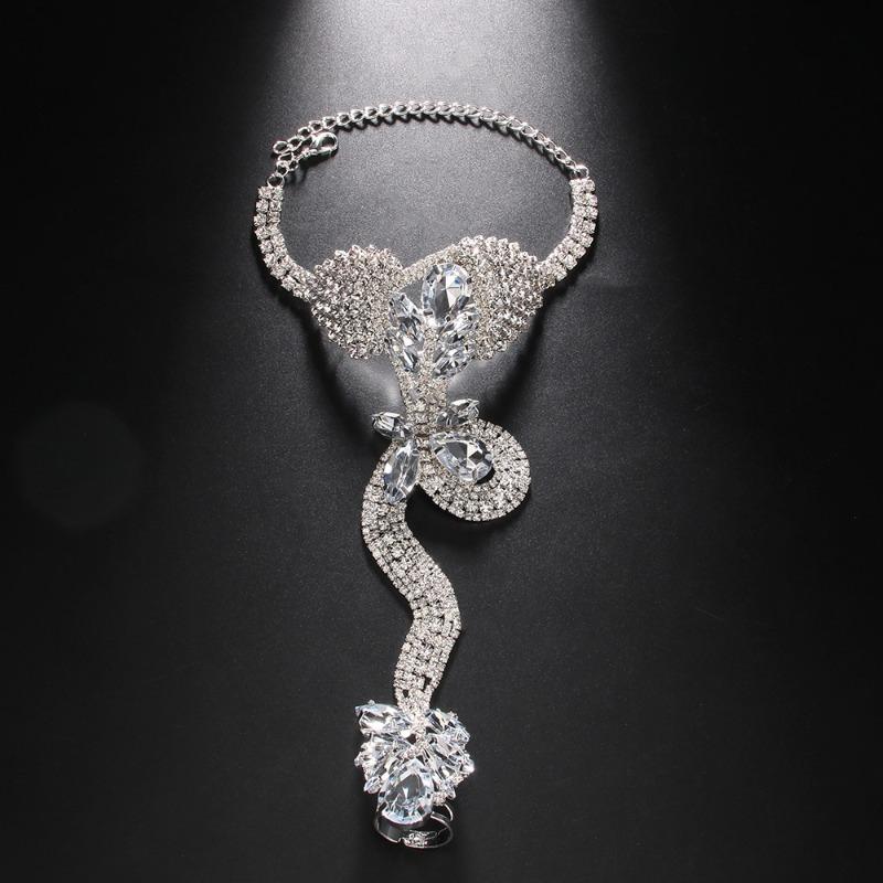 European and American Personalized Rhinestone Bracelet, Fashionable Exaggerated Snake-shaped Finger Jewelry, Versatile Accessories Bracelet срібний
European and American Personalized Rhinestone Bracelet, Fashionable Exaggerated Snake-shaped Finger Jewelry, Versatile Accessories Bracelet срібний