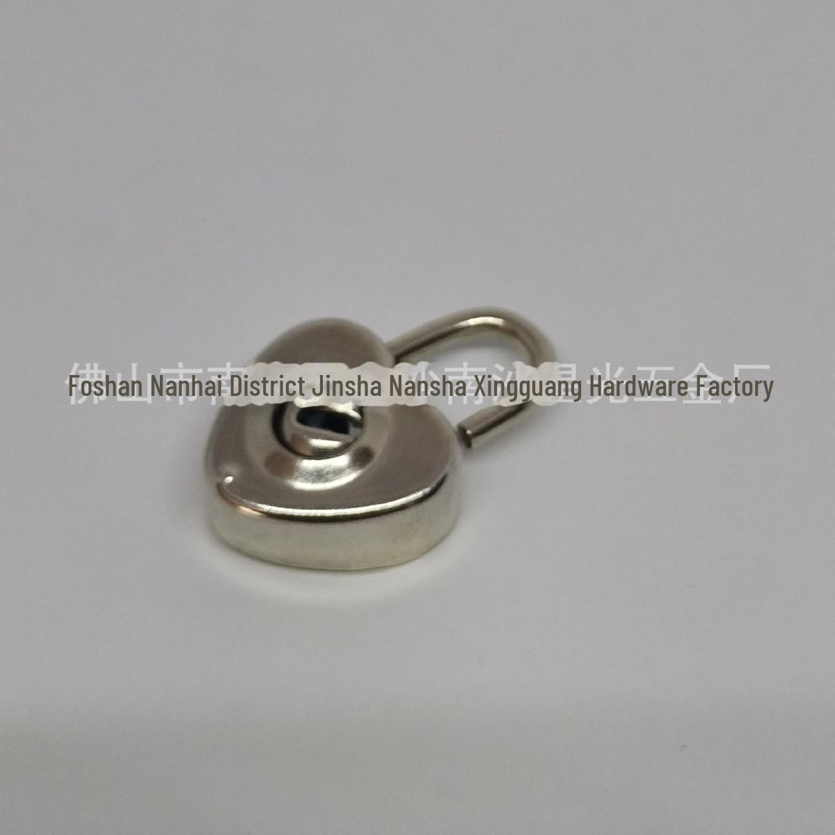 Простой и стильный замок-сердечко макаронного цвета с ключом - Замок для украшений
Простой и стильный замок-сердечко макаронного цвета с ключом - Замок для украшений