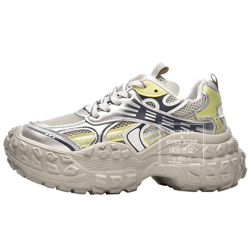 Новые шипованные туфли модные универсальные на платформе кроссовки папы 2511 40
Новые шипованные туфли модные универсальные на платформе кроссовки папы 2511 40