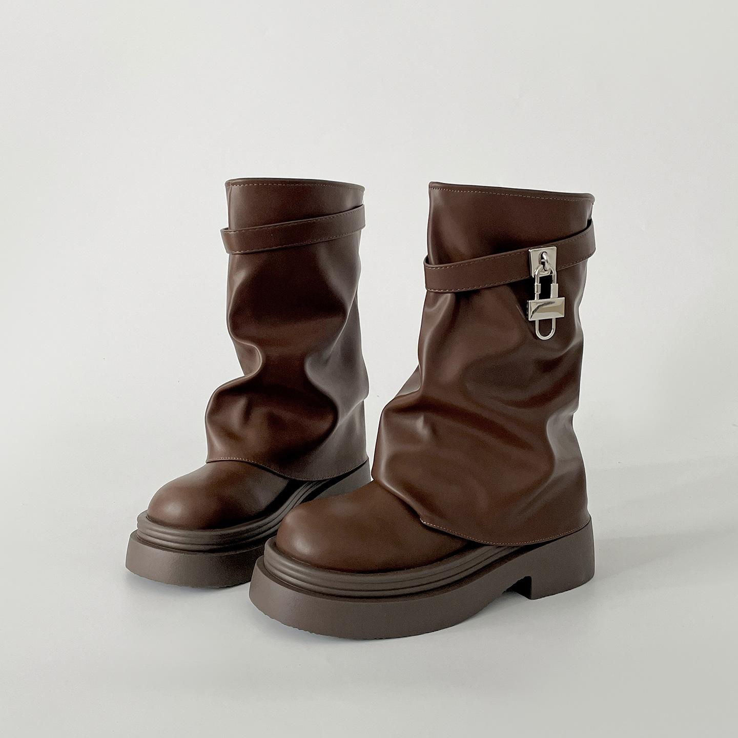 Ретро белые высококлассные британские полусапоги на толстой подошве женские 2025 новая летняя модель с юбкой универсальные сапоги-трубы для брюк 40 хаки
Ретро белые высококлассные британские полусапоги на толстой подошве женские 2025 новая летняя модель с юбкой универсальные сапоги-трубы для брюк 40 хаки