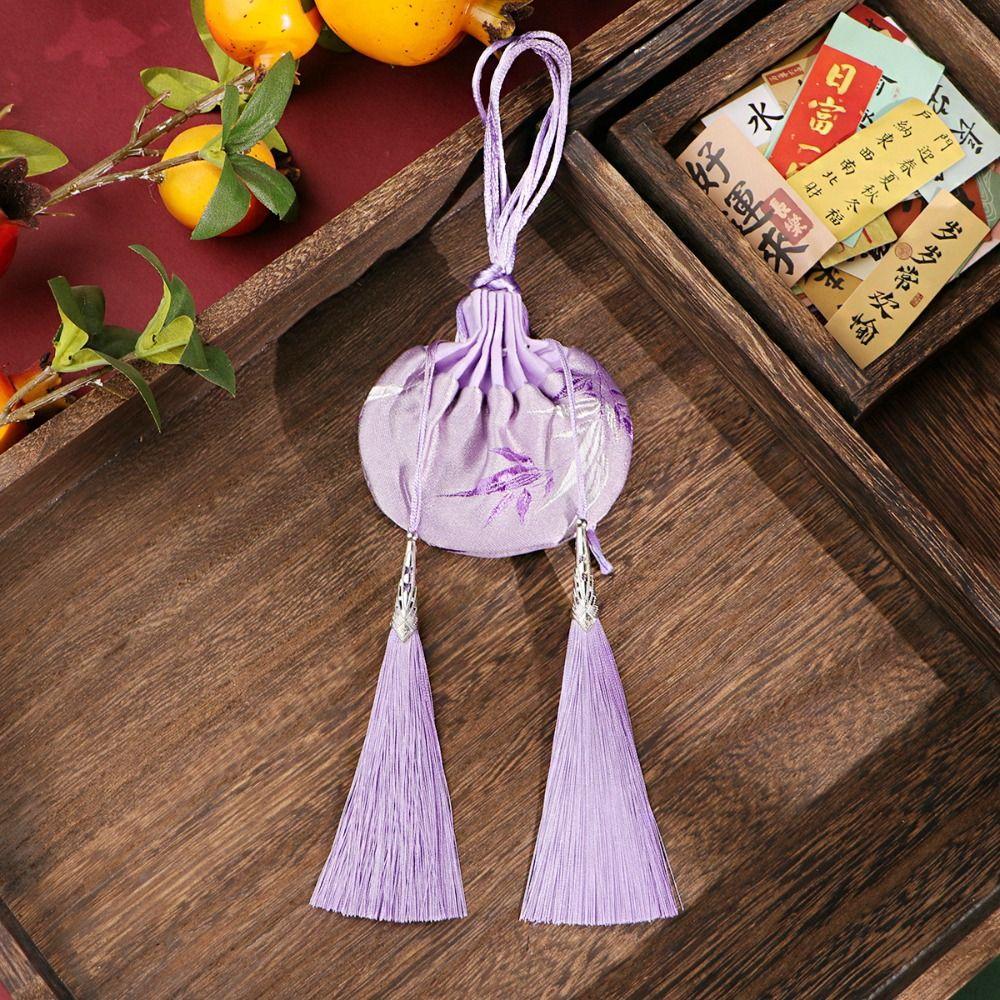 Elegant Flower Embroidered Handbag with Tassel Retro Brocade Pouch Empty Sachet Hanfu Accessories blue-without tassel
Elegant Flower Embroidered Handbag with Tassel Retro Brocade Pouch Empty Sachet Hanfu Accessories blue-without tassel