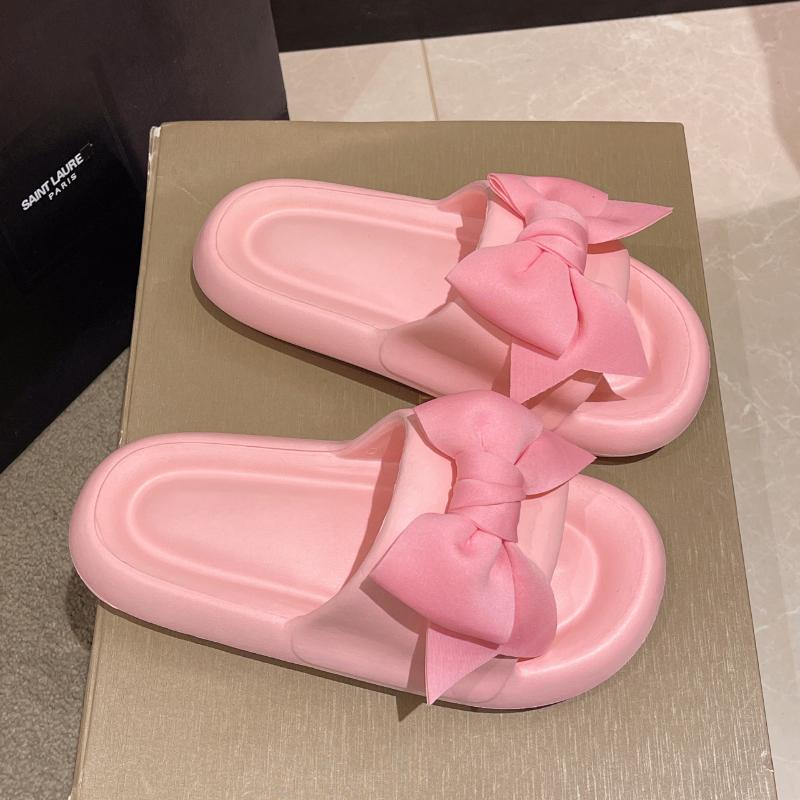 Outside Solid Low Heel Slippers for Women 2024 New Hot Sale Summer Casual Ladies Shoes Rubber Pu Women s Slippers Zapatos
Outside Solid Low Heel Slippers for Women 2024 New Hot Sale Summer Casual Ladies Shoes Rubber Pu Women s Slippers Zapatos