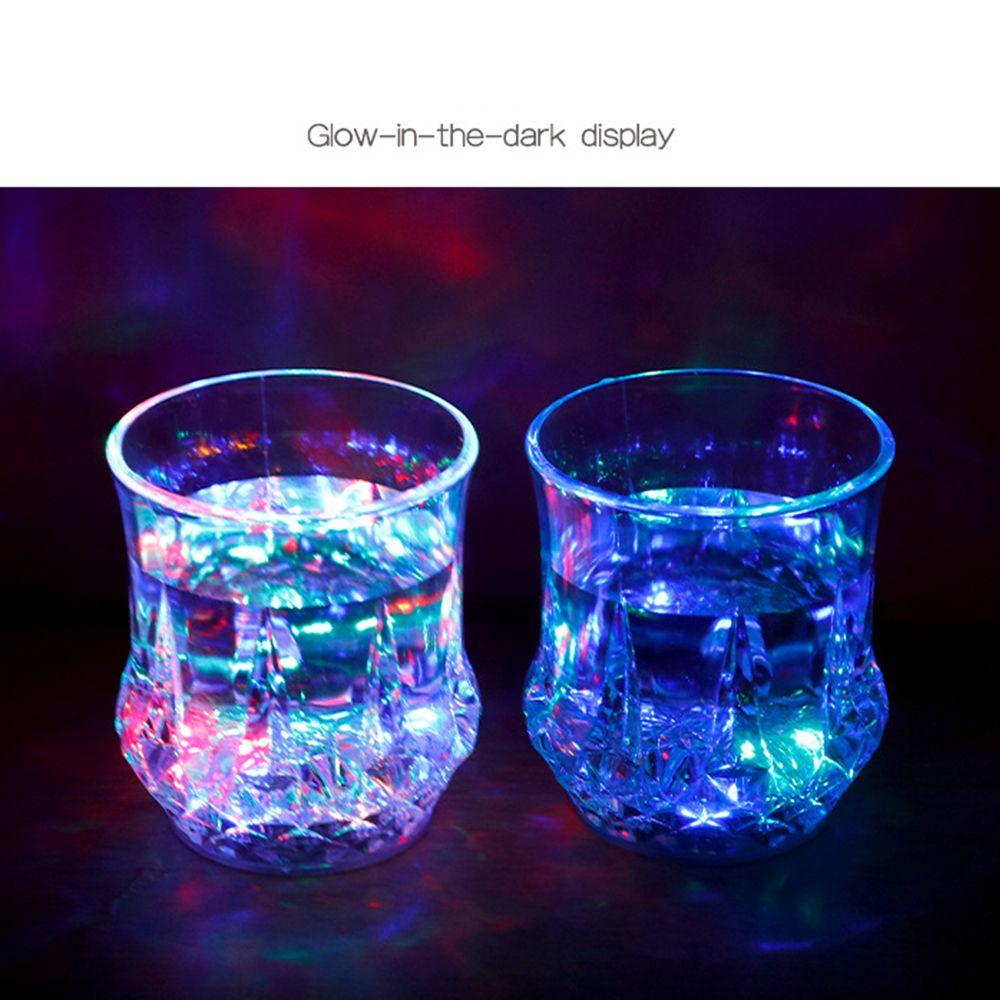 Bar Club Drinking Cup Flashing Mugs Color Changing Light Up LED Cups Automatic Glass Cup
Bar Club Drinking Cup Flashing Mugs Color Changing Light Up LED Cups Automatic Glass Cup