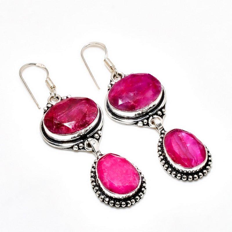 Рубин(Смоделированный) Ювелирные серьги ручной работы с драгоценным камнем 925 пробы, посеребренные, 2,27 дюйма 
Рубин(Смоделированный) Ювелирные серьги ручной работы с драгоценным камнем 925 пробы, посеребренные, 2,27 дюйма