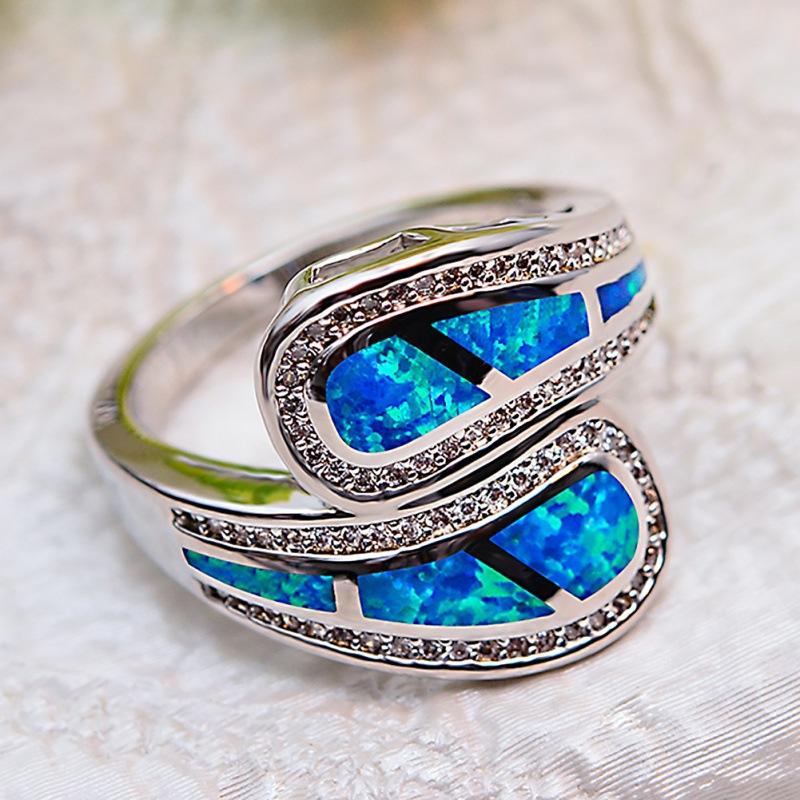 Hot Sale Platinum Double Tail White Opal Ring Couple Domineering Premium Simple Personality Ring Jewelry no. 10
Hot Sale Platinum Double Tail White Opal Ring Couple Domineering Premium Simple Personality Ring Jewelry no. 10