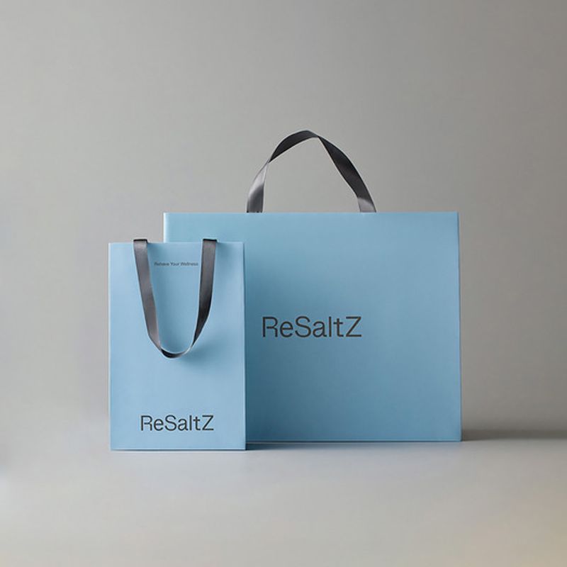 ReSaltZ Gift bag Large shopping bag (1,000 won)
ReSaltZ Gift bag Large shopping bag (1,000 won)