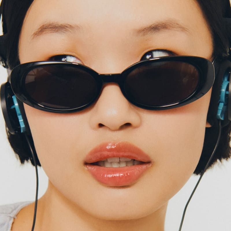 Sunnies Studios DEVON Ink FREE
Sunnies Studios DEVON Ink FREE