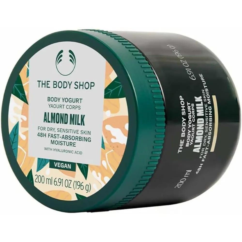 The Body Shop Body Yogurt Almond Milk 200ml 3-Pack Set
The Body Shop Body Yogurt Almond Milk 200ml 3-Pack Set