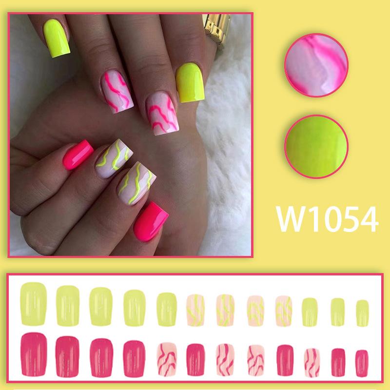 24 штуки Новые маленькие свежие средние и длинные нишевые ногти для нейл-арта, высококлассные, жизненные, с рябью, накладные ногти
24 штуки Новые маленькие свежие средние и длинные нишевые ногти для нейл-арта, высококлассные, жизненные, с рябью, накладные ногти