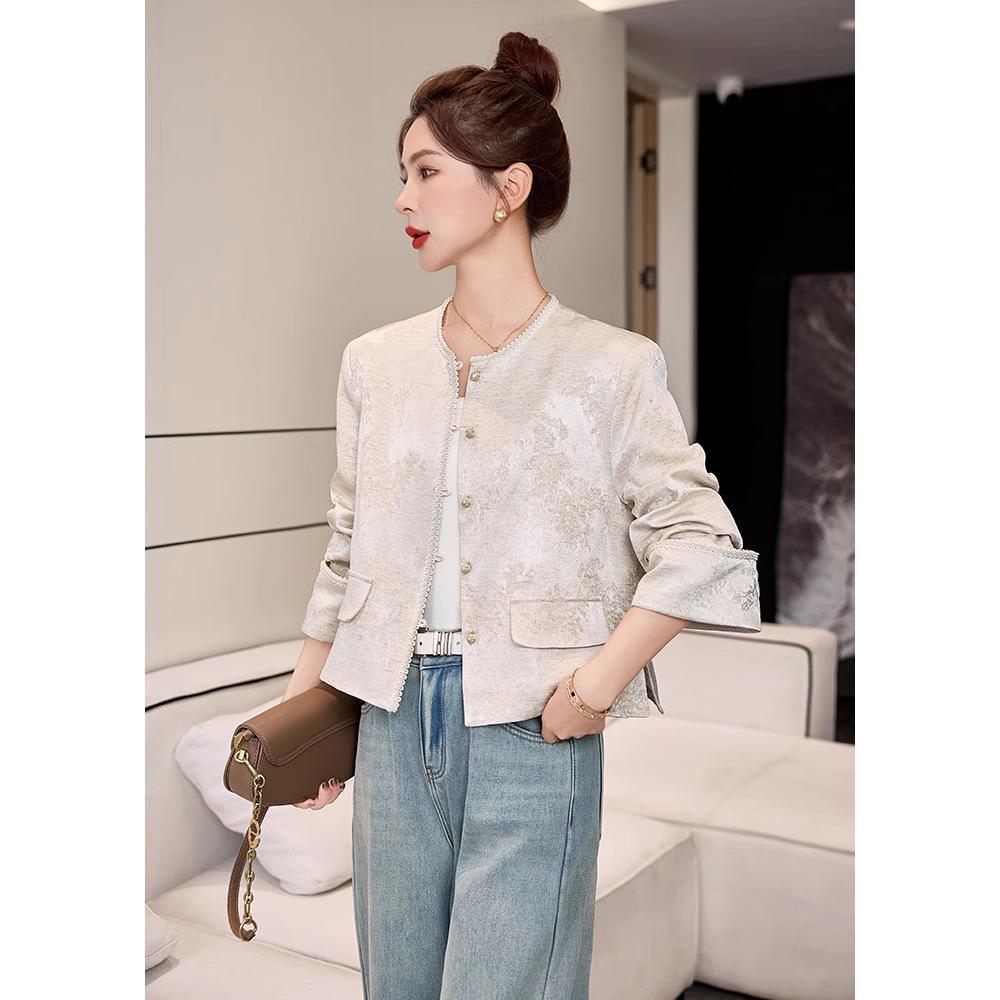 Жіноча весняно-осіння куртка з круглим вирізом, мереживним жакардовим візерунком, у новому китайському національному стилі YL713 L (120-130 jin) абрикосовий
Жіноча весняно-осіння куртка з круглим вирізом, мереживним жакардовим візерунком, у новому китайському національному стилі YL713 L (120-130 jin) абрикосовий